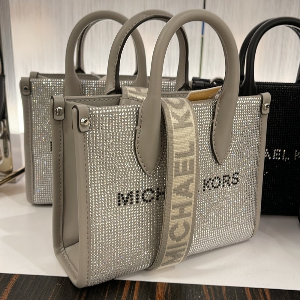 MICHAEL KORS MK
Mirella Extra-Small Logo XS Shopper XBody Leather Crossbody Bag